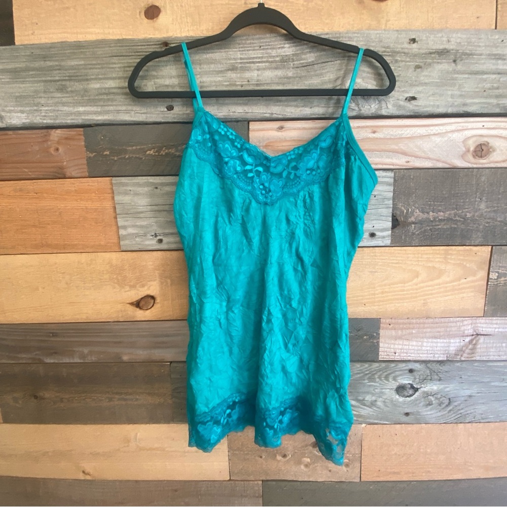10/$20 Teal Lace Trim crinkle Cami